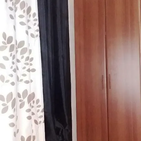 3 Shqiponjat 4* Velipojë