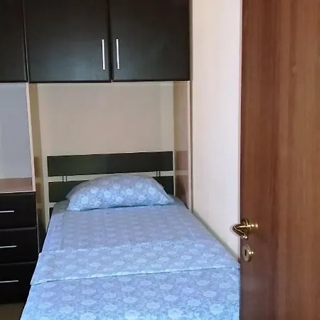 Hotel 3 Shqiponjat 4*