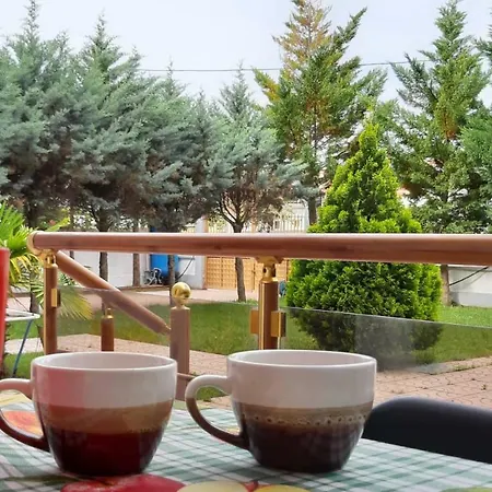 Отель 3 Shqiponjat Велипойе